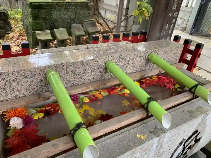 伊勢崎神社の手水舎