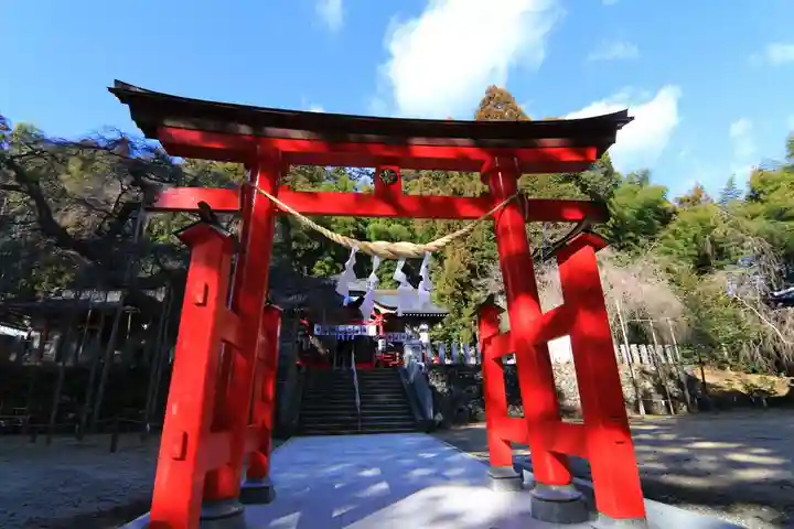 小川諏訪神社の鳥居