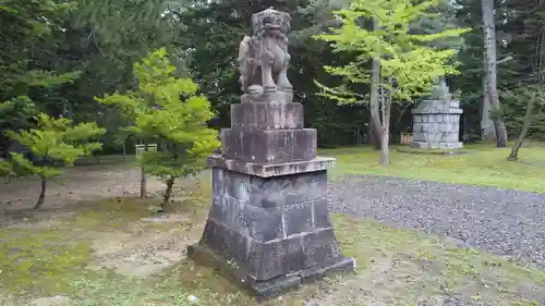 上川神社の狛犬