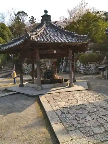園城寺（三井寺）の手水舎
