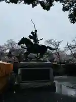 富士山本宮浅間大社の{uncategorized: "未分類", other: "その他", undefined: "問題あり", building: "その他建物", grave: "お墓", sacred_gate: "鳥居", guardian: "狛犬", statue: "像", buddha: "仏像", history: "歴史", nature: "自然", garden: "庭園", animal: "動物", pagoda: "塔", temizu: "手水舎", mountain_gate: "山門・神門", sanctuary: "本殿・本堂", subordinate: "末社・摂社", art: "芸術", scenery: "景色", jizo: "地蔵", ema: "絵馬", goshuin: "御朱印", omikuji: "おみくじ", items: "授与品その他", amulet: "お守り", goshuincho: "御朱印帳", eats: "食事", festival: "お祭り", votive_dance: "神楽", shichigosan: "七五三参", wedding: "結婚式", experience: "体験その他", initially: "初詣", around: "周辺", anti_infection: "感染症対策"}