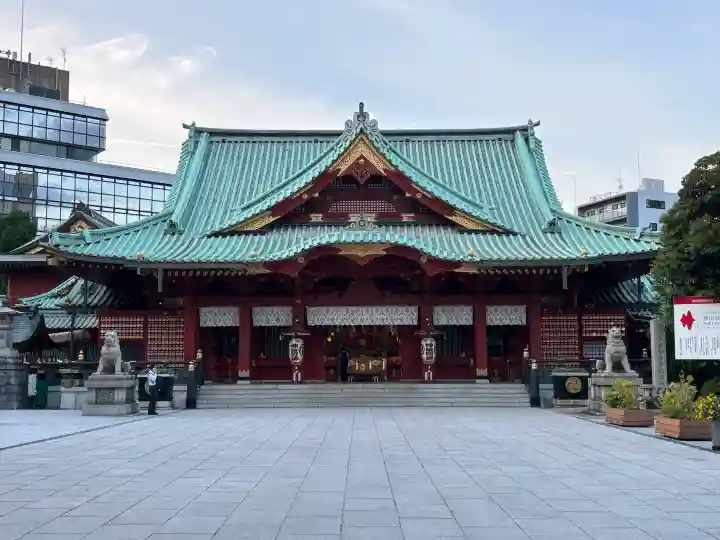 神田神社(神田明神)の{uncategorized: "未分類", other: "その他", undefined: "問題あり", building: "その他建物", grave: "お墓", sacred_gate: "鳥居", guardian: "狛犬", statue: "像", buddha: "仏像", history: "歴史", nature: "自然", garden: "庭園", animal: "動物", pagoda: "塔", temizu: "手水舎", mountain_gate: "山門・神門", sanctuary: "本殿・本堂", subordinate: "末社・摂社", art: "芸術", scenery: "景色", jizo: "地蔵", ema: "絵馬", goshuin: "御朱印", omikuji: "おみくじ", items: "授与品その他", amulet: "お守り", goshuincho: "御朱印帳", eats: "食事", festival: "お祭り", votive_dance: "神楽", shichigosan: "七五三参", wedding: "結婚式", experience: "体験その他", initially: "初詣", around: "周辺", anti_infection: "感染症対策"}