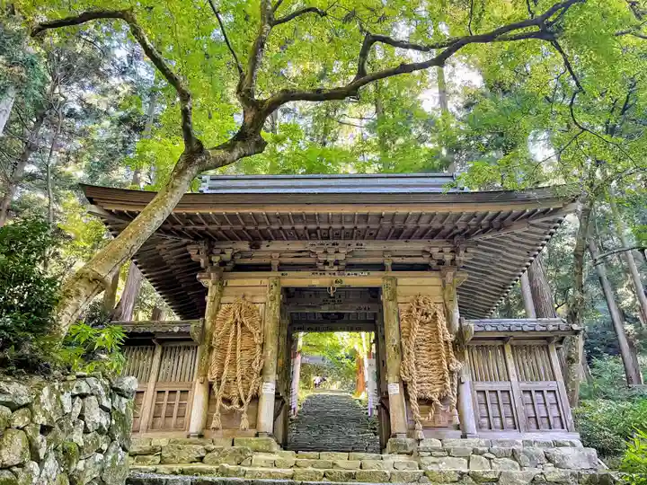百済寺の山門・神門