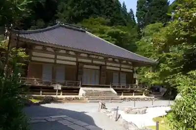 古知谷阿弥陀寺の本殿・本堂