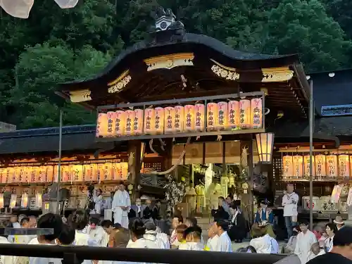 松尾大社の{uncategorized: "未分類", other: "その他", undefined: "問題あり", building: "その他建物", grave: "お墓", sacred_gate: "鳥居", guardian: "狛犬", statue: "像", buddha: "仏像", history: "歴史", nature: "自然", garden: "庭園", animal: "動物", pagoda: "塔", temizu: "手水舎", mountain_gate: "山門・神門", sanctuary: "本殿・本堂", subordinate: "末社・摂社", art: "芸術", scenery: "景色", jizo: "地蔵", ema: "絵馬", goshuin: "御朱印", omikuji: "おみくじ", items: "授与品その他", amulet: "お守り", goshuincho: "御朱印帳", eats: "食事", festival: "お祭り", votive_dance: "神楽", shichigosan: "七五三参", wedding: "結婚式", experience: "体験その他", initially: "初詣", around: "周辺", anti_infection: "感染症対策"}