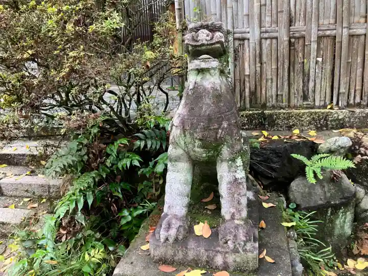 宇治神社の狛犬