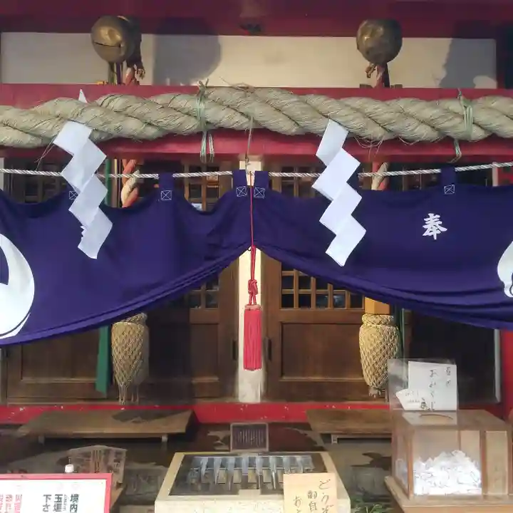 讃岐小白稲荷神社の本殿・本堂