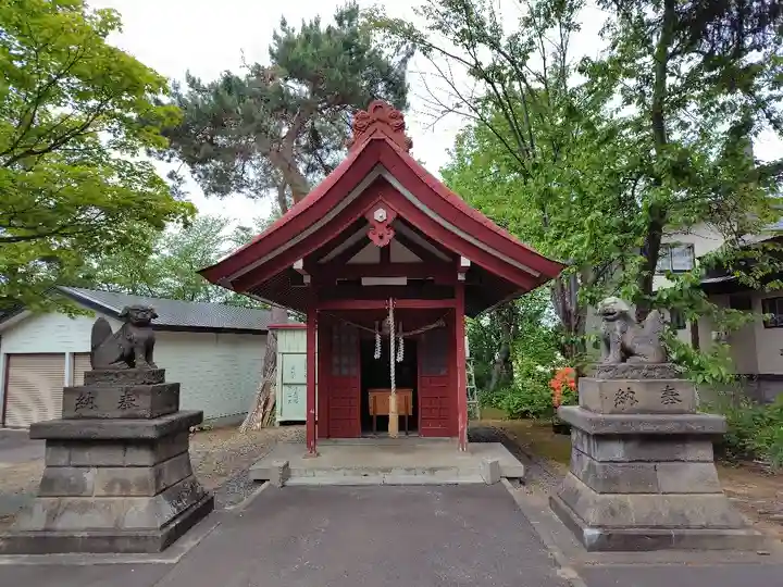 鷹栖神社の末社・摂社