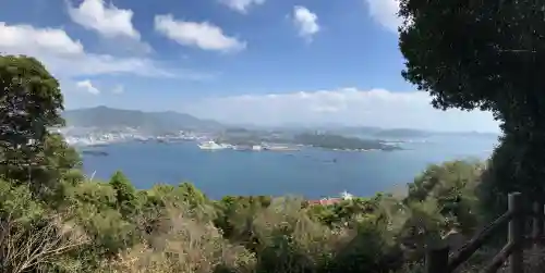 軻遇突智神社の{uncategorized: "未分類", other: "その他", undefined: "問題あり", building: "その他建物", grave: "お墓", sacred_gate: "鳥居", guardian: "狛犬", statue: "像", buddha: "仏像", history: "歴史", nature: "自然", garden: "庭園", animal: "動物", pagoda: "塔", temizu: "手水舎", mountain_gate: "山門・神門", sanctuary: "本殿・本堂", subordinate: "末社・摂社", art: "芸術", scenery: "景色", jizo: "地蔵", ema: "絵馬", goshuin: "御朱印", omikuji: "おみくじ", items: "授与品その他", amulet: "お守り", goshuincho: "御朱印帳", eats: "食事", festival: "お祭り", votive_dance: "神楽", shichigosan: "七五三参", wedding: "結婚式", experience: "体験その他", initially: "初詣", around: "周辺", anti_infection: "感染症対策"}