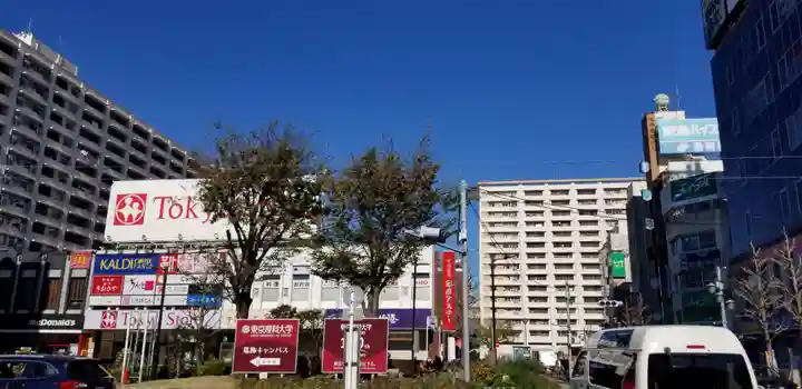 小向三輪神社の周辺