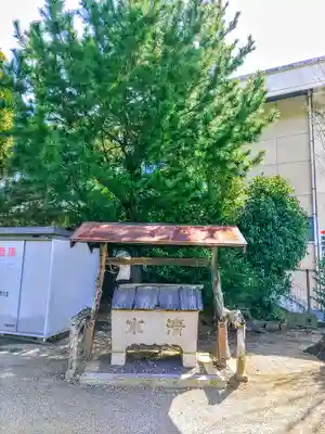 彦田社の手水舎
