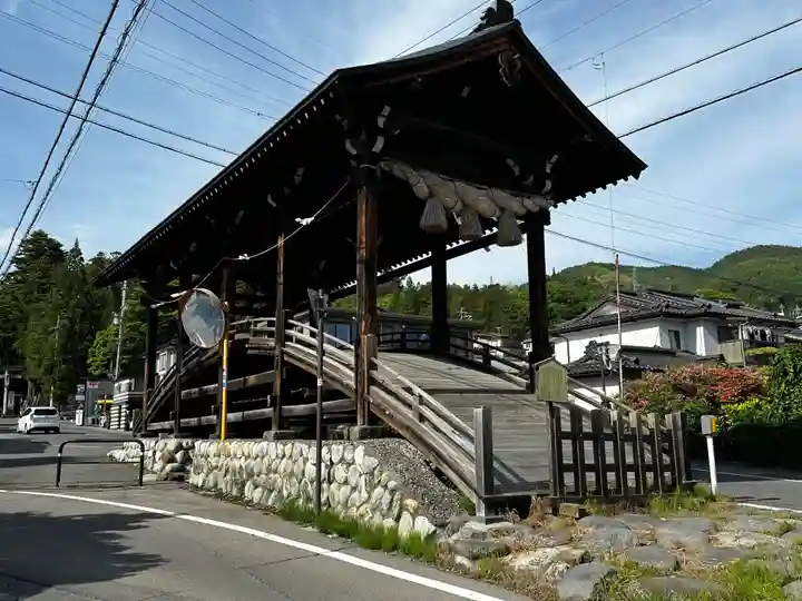 諏訪大社下社春宮(長野県)