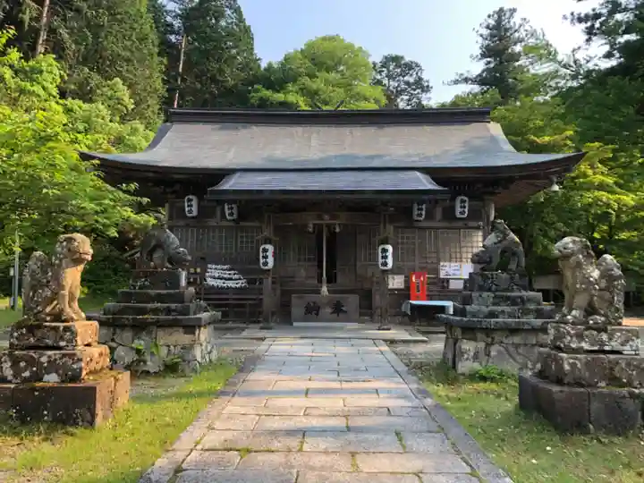 養父神社の本殿・本堂