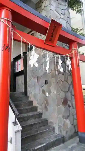 初音森神社の鳥居
