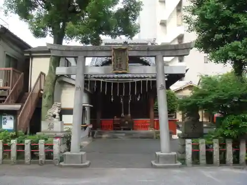 江島杉山神社の鳥居