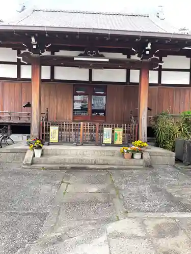 一乗寺の本殿