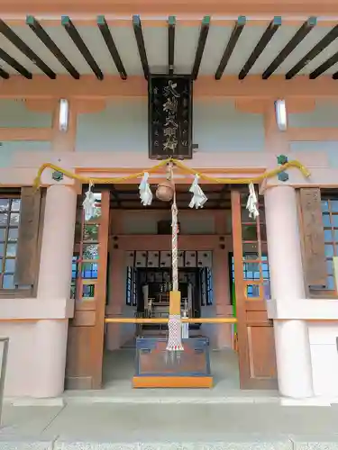 大神神社（花池）の本殿