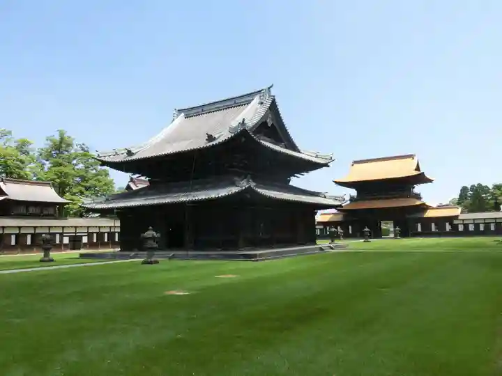 瑞龍寺の本殿・本堂