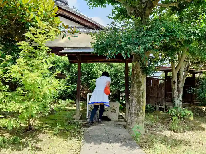 浄蓮寺の手水舎