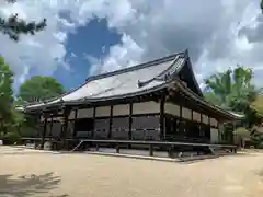 仁和寺の本殿