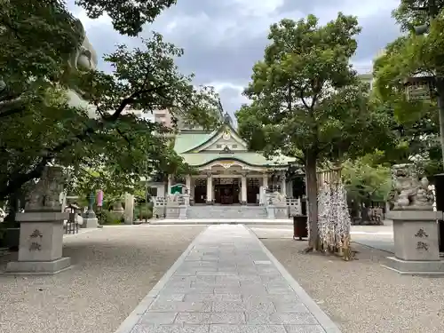 難波八阪神社の本殿