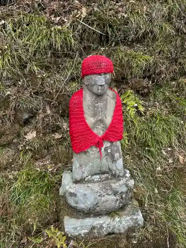 文殊堂の{uncategorized: "未分類", other: "その他", undefined: "問題あり", building: "その他建物", grave: "お墓", sacred_gate: "鳥居", guardian: "狛犬", statue: "像", buddha: "仏像", history: "歴史", nature: "自然", garden: "庭園", animal: "動物", pagoda: "塔", temizu: "手水舎", mountain_gate: "山門・神門", sanctuary: "本殿・本堂", subordinate: "末社・摂社", art: "芸術", scenery: "景色", jizo: "地蔵", ema: "絵馬", goshuin: "御朱印", omikuji: "おみくじ", items: "授与品その他", amulet: "お守り", goshuincho: "御朱印帳", eats: "食事", festival: "お祭り", votive_dance: "神楽", shichigosan: "七五三参", wedding: "結婚式", experience: "体験その他", initially: "初詣", around: "周辺", anti_infection: "感染症対策"}