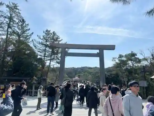 伊勢神宮内宮（皇大神宮）の{uncategorized: "未分類", other: "その他", undefined: "問題あり", building: "その他建物", grave: "お墓", sacred_gate: "鳥居", guardian: "狛犬", statue: "像", buddha: "仏像", history: "歴史", nature: "自然", garden: "庭園", animal: "動物", pagoda: "塔", temizu: "手水舎", mountain_gate: "山門・神門", sanctuary: "本殿・本堂", subordinate: "末社・摂社", art: "芸術", scenery: "景色", jizo: "地蔵", ema: "絵馬", goshuin: "御朱印", omikuji: "おみくじ", items: "授与品その他", amulet: "お守り", goshuincho: "御朱印帳", eats: "食事", festival: "お祭り", votive_dance: "神楽", shichigosan: "七五三参", wedding: "結婚式", experience: "体験その他", initially: "初詣", around: "周辺", anti_infection: "感染症対策"}