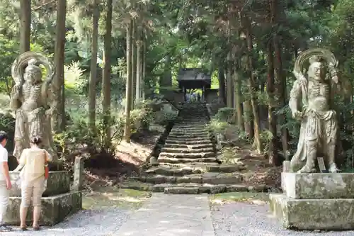 両子寺の建物その他