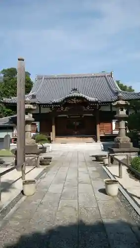 宝泉寺の本殿・本堂