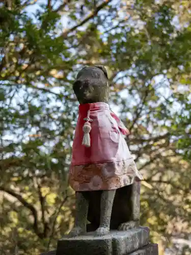 祐徳稲荷神社の{uncategorized: "未分類", other: "その他", undefined: "問題あり", building: "その他建物", grave: "お墓", sacred_gate: "鳥居", guardian: "狛犬", statue: "像", buddha: "仏像", history: "歴史", nature: "自然", garden: "庭園", animal: "動物", pagoda: "塔", temizu: "手水舎", mountain_gate: "山門・神門", sanctuary: "本殿・本堂", subordinate: "末社・摂社", art: "芸術", scenery: "景色", jizo: "地蔵", ema: "絵馬", goshuin: "御朱印", omikuji: "おみくじ", items: "授与品その他", amulet: "お守り", goshuincho: "御朱印帳", eats: "食事", festival: "お祭り", votive_dance: "神楽", shichigosan: "七五三参", wedding: "結婚式", experience: "体験その他", initially: "初詣", around: "周辺", anti_infection: "感染症対策"}