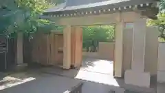 西応寺の山門