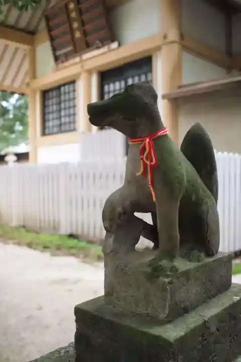 上落合神明神社の狛犬