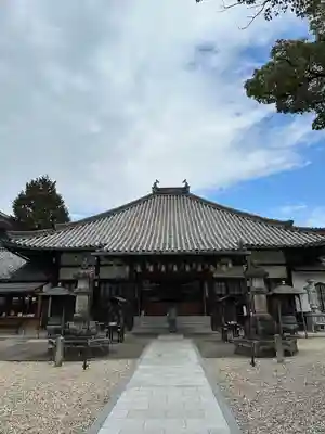 八事山 興正寺の本殿・本堂