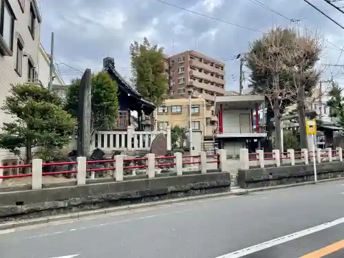 亀戸水神社の{uncategorized: "未分類", other: "その他", undefined: "問題あり", building: "その他建物", grave: "お墓", sacred_gate: "鳥居", guardian: "狛犬", statue: "像", buddha: "仏像", history: "歴史", nature: "自然", garden: "庭園", animal: "動物", pagoda: "塔", temizu: "手水舎", mountain_gate: "山門・神門", sanctuary: "本殿・本堂", subordinate: "末社・摂社", art: "芸術", scenery: "景色", jizo: "地蔵", ema: "絵馬", goshuin: "御朱印", omikuji: "おみくじ", items: "授与品その他", amulet: "お守り", goshuincho: "御朱印帳", eats: "食事", festival: "お祭り", votive_dance: "神楽", shichigosan: "七五三参", wedding: "結婚式", experience: "体験その他", initially: "初詣", around: "周辺", anti_infection: "感染症対策"}