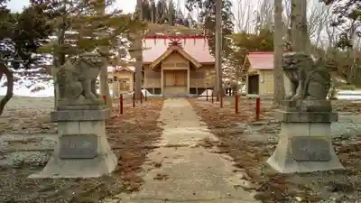 山越諏訪神社の狛犬