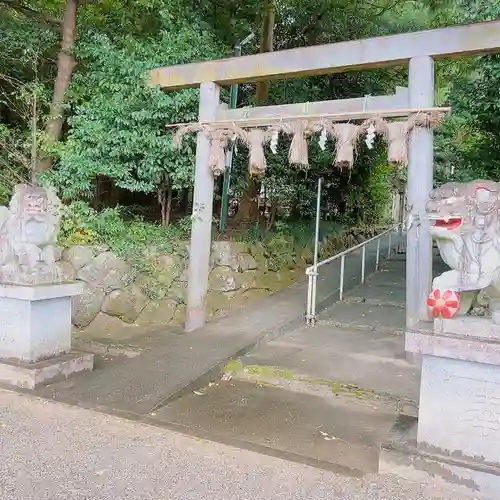 佐那神社の鳥居