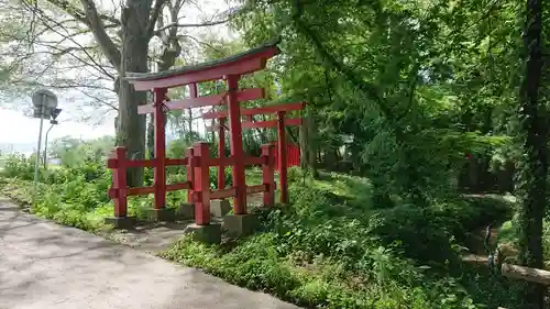 殺生石稲荷神社の鳥居