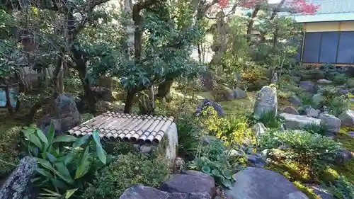 養徳院の庭園