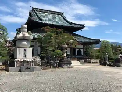 一蓮寺の本殿・本堂