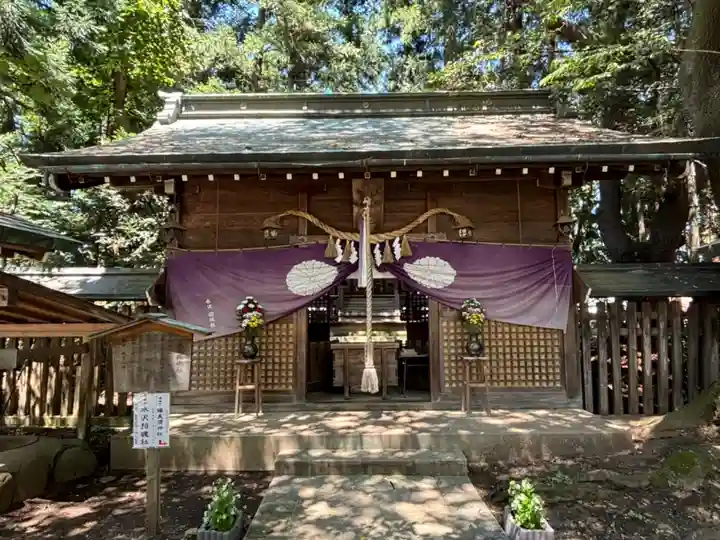 駒形神社の本殿・本堂