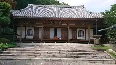 崇禅寺の本殿・本堂