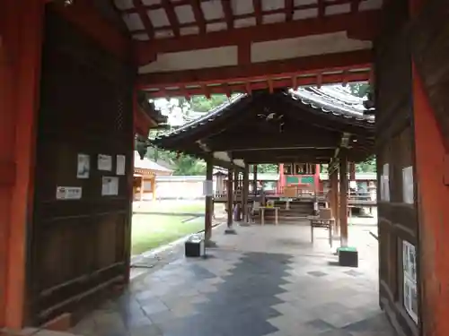 氷室神社の山門