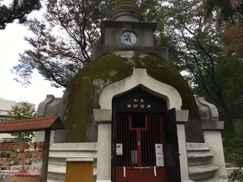 上野大佛の山門・神門