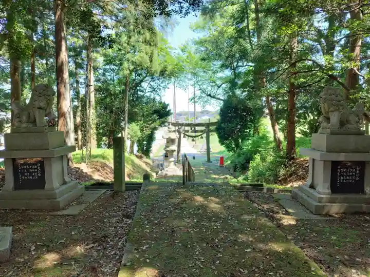 石部神社の{uncategorized: "未分類", other: "その他", undefined: "問題あり", building: "その他建物", grave: "お墓", sacred_gate: "鳥居", guardian: "狛犬", statue: "像", buddha: "仏像", history: "歴史", nature: "自然", garden: "庭園", animal: "動物", pagoda: "塔", temizu: "手水舎", mountain_gate: "山門・神門", sanctuary: "本殿・本堂", subordinate: "末社・摂社", art: "芸術", scenery: "景色", jizo: "地蔵", ema: "絵馬", goshuin: "御朱印", omikuji: "おみくじ", items: "授与品その他", amulet: "お守り", goshuincho: "御朱印帳", eats: "食事", festival: "お祭り", votive_dance: "神楽", shichigosan: "七五三参", wedding: "結婚式", experience: "体験その他", initially: "初詣", around: "周辺", anti_infection: "感染症対策"}