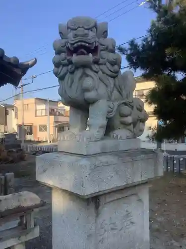 稲荷社（十一屋）の狛犬