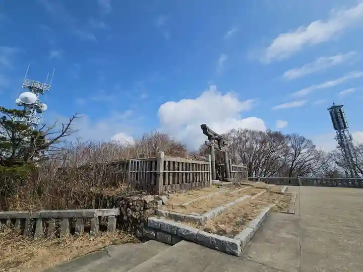 彌彦神社奥宮(御神廟)(新潟県)