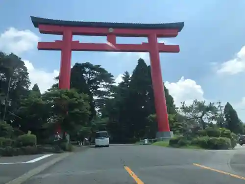 霧島神宮の鳥居