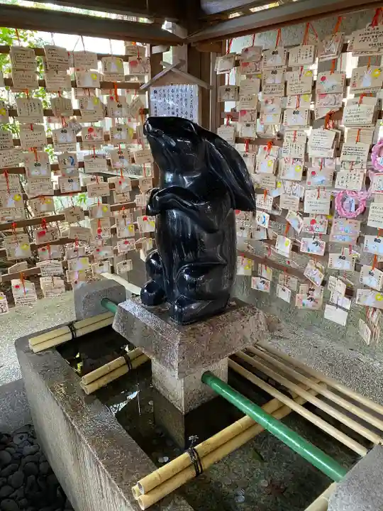 岡崎神社の手水舎