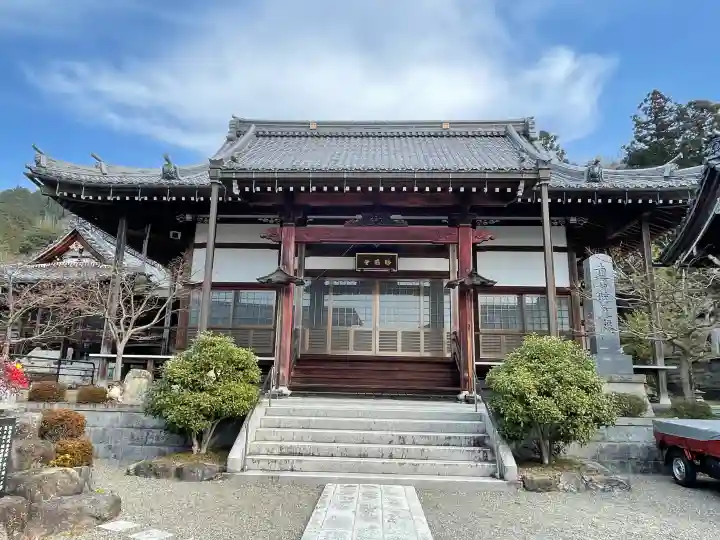 妙感寺の{uncategorized: "未分類", other: "その他", undefined: "問題あり", building: "その他建物", grave: "お墓", sacred_gate: "鳥居", guardian: "狛犬", statue: "像", buddha: "仏像", history: "歴史", nature: "自然", garden: "庭園", animal: "動物", pagoda: "塔", temizu: "手水舎", mountain_gate: "山門・神門", sanctuary: "本殿・本堂", subordinate: "末社・摂社", art: "芸術", scenery: "景色", jizo: "地蔵", ema: "絵馬", goshuin: "御朱印", omikuji: "おみくじ", items: "授与品その他", amulet: "お守り", goshuincho: "御朱印帳", eats: "食事", festival: "お祭り", votive_dance: "神楽", shichigosan: "七五三参", wedding: "結婚式", experience: "体験その他", initially: "初詣", around: "周辺", anti_infection: "感染症対策"}