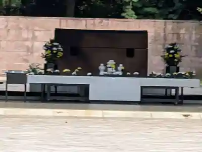 千鳥ヶ淵戦没者墓苑(東京都)